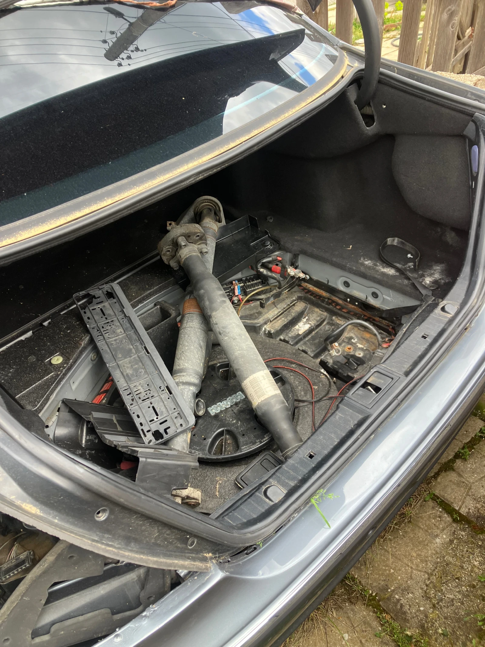 Mercedes-Benz E 220, снимка 8 - Автомобили и джипове - 54386788
