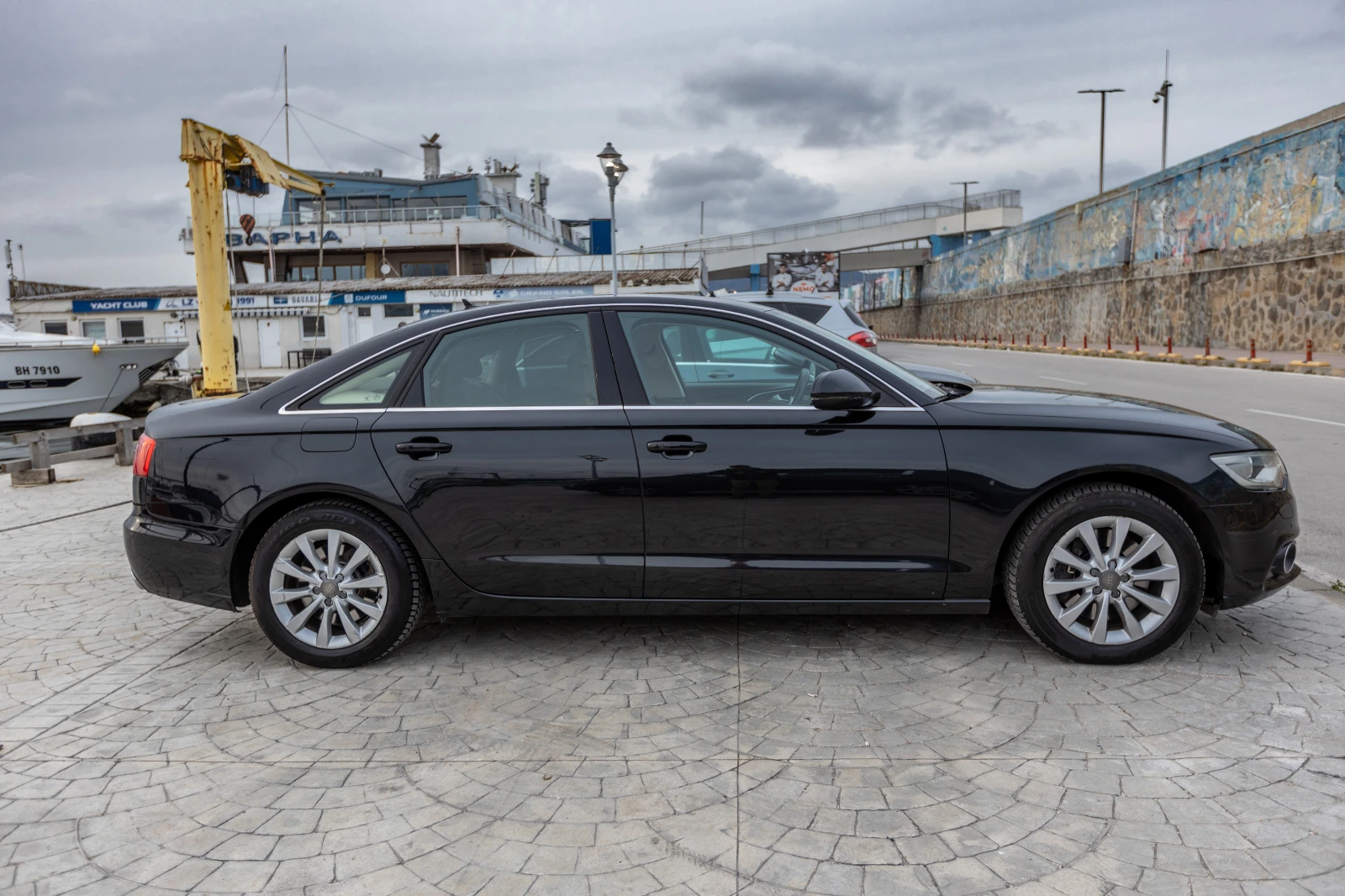 Audi A6, снимка 3 - Автомобили и джипове - 54448375