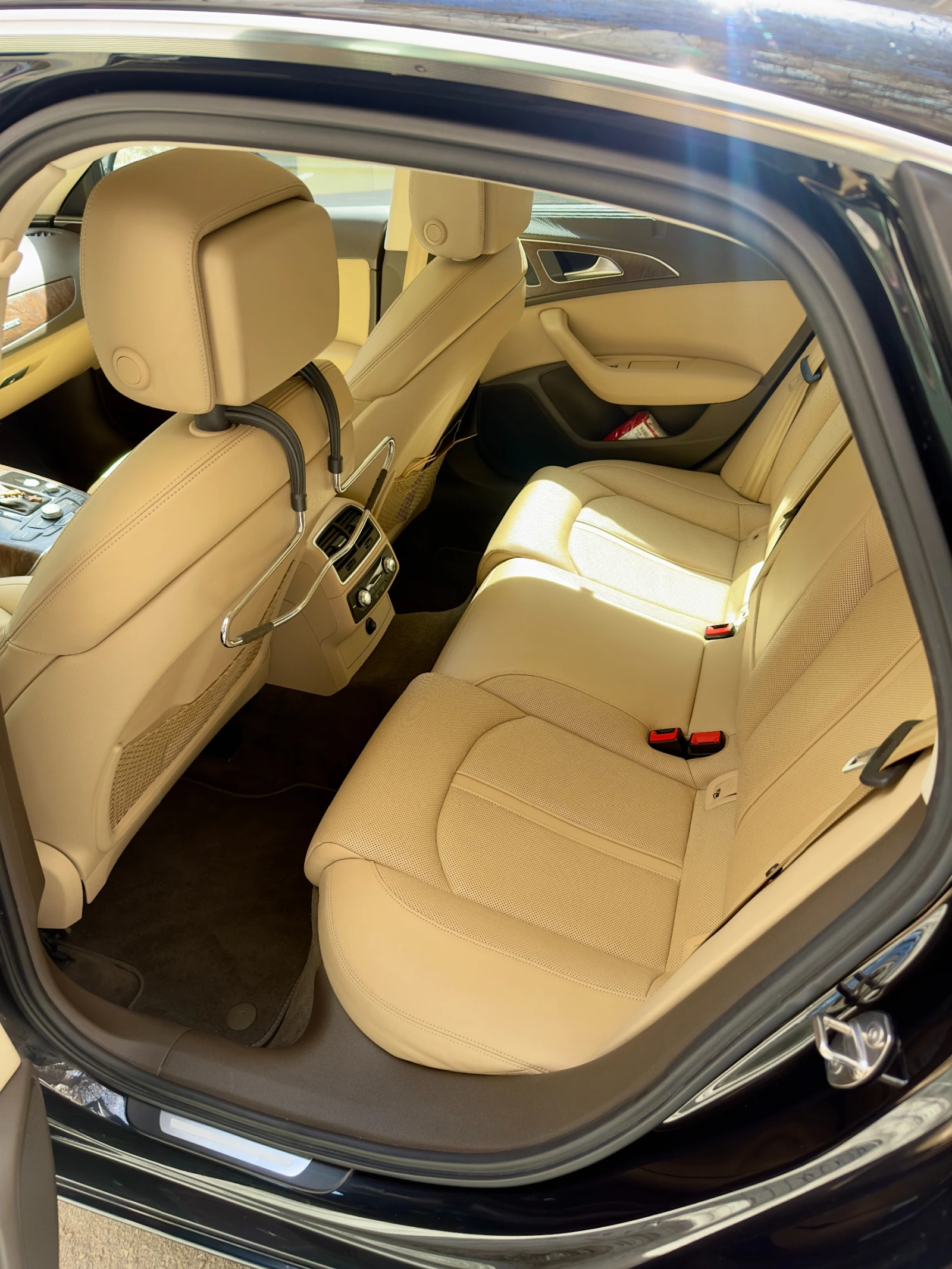 Audi A6, снимка 15 - Автомобили и джипове - 54448375