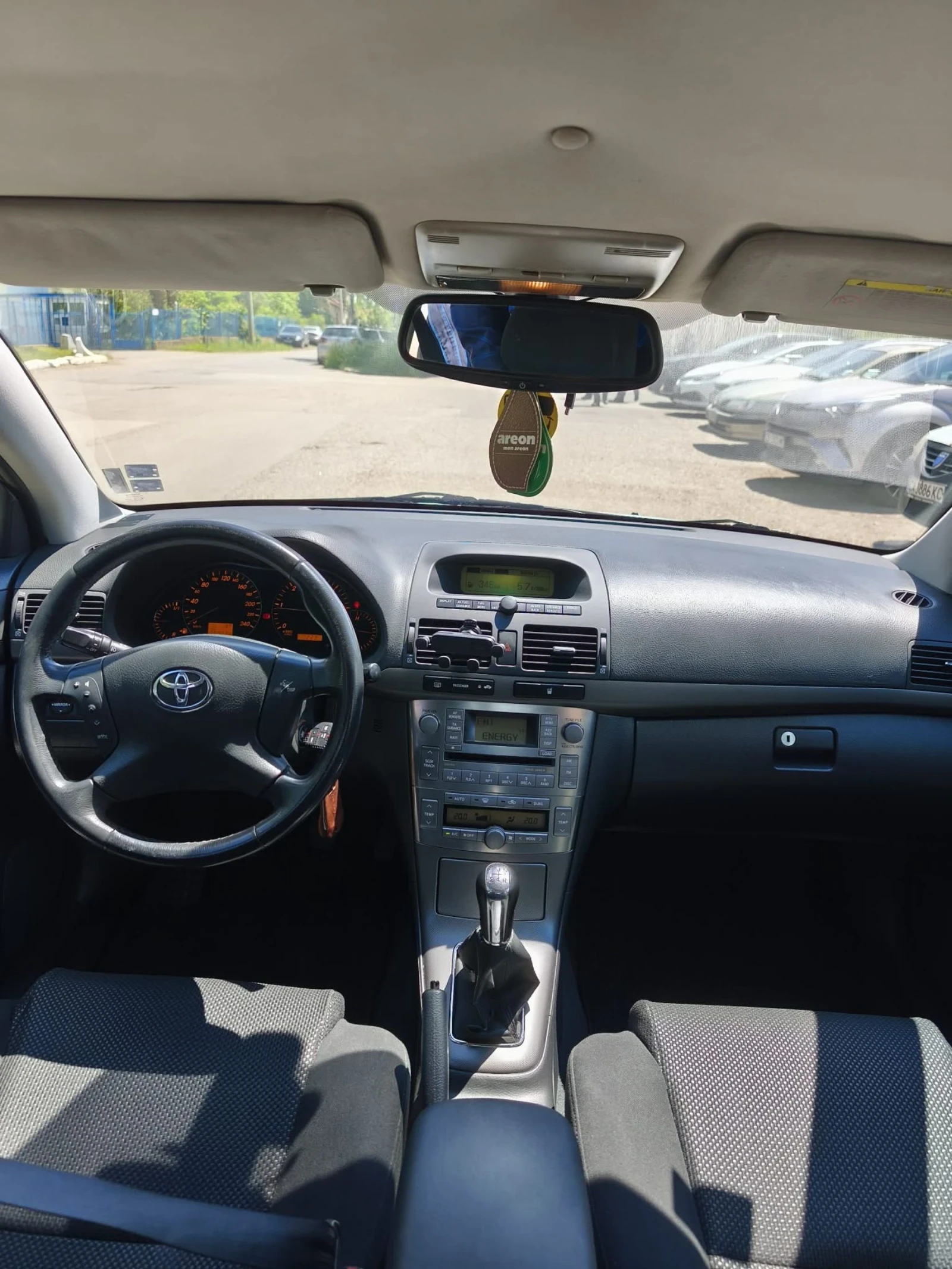 Toyota Avensis, снимка 7 - Автомобили и джипове - 54618665