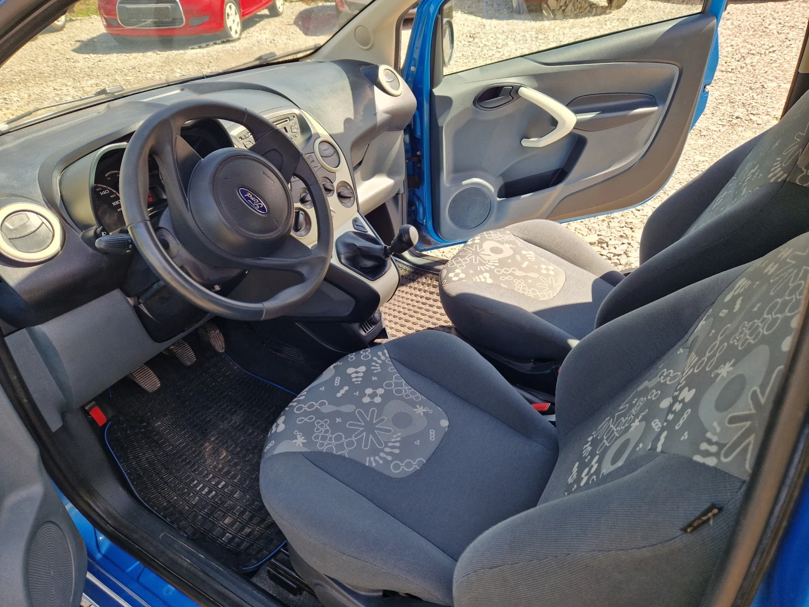 Ford Ka Бензин климатик , снимка 4 - Автомобили и джипове - 54637355