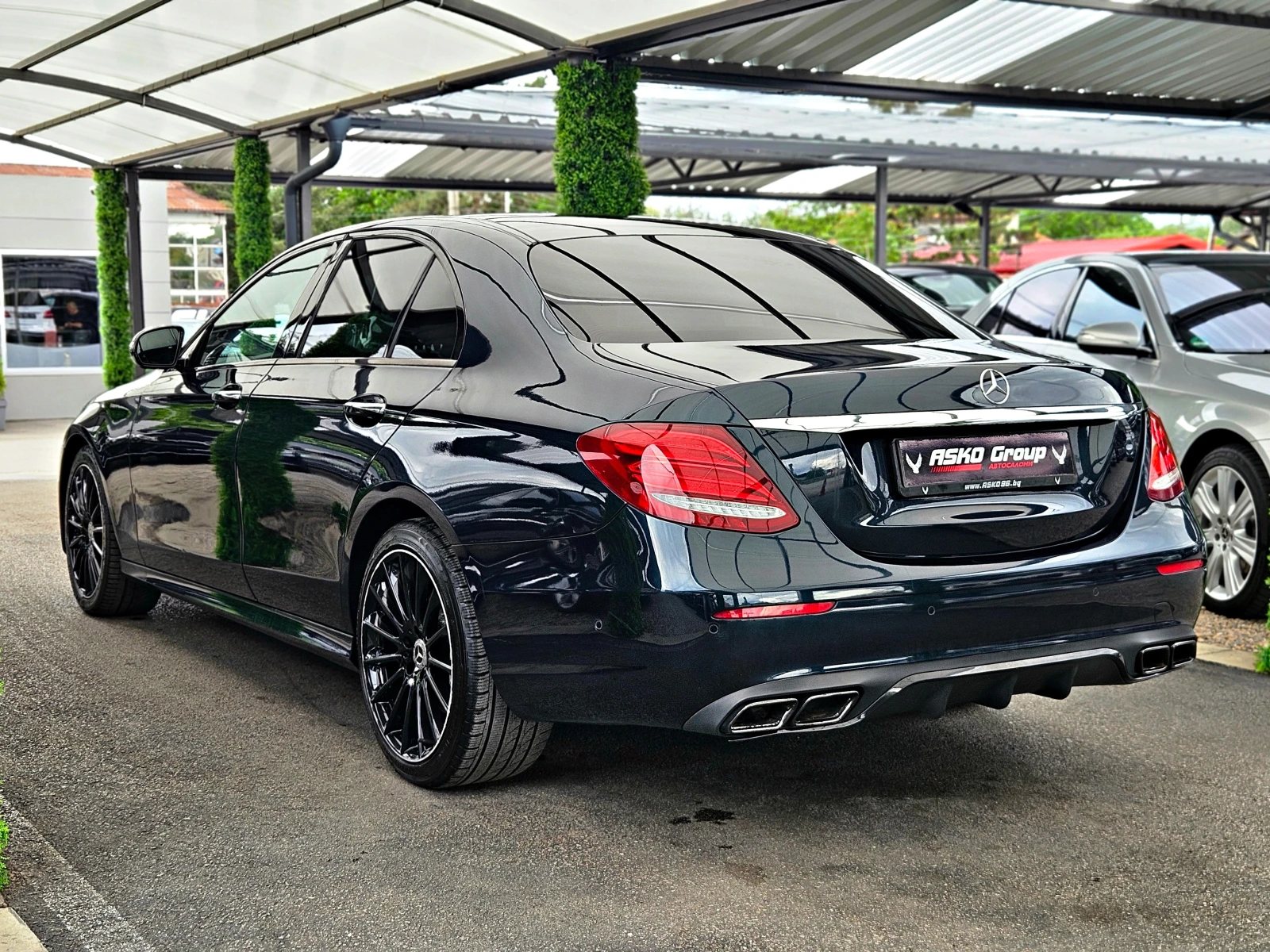 Mercedes-Benz E 350 AMG/DISTR/360CAM/HUD//BURMES/ПОДГРЕВ/PANO/AMBI/LIZ, снимка 7 - Автомобили и джипове - 54641927