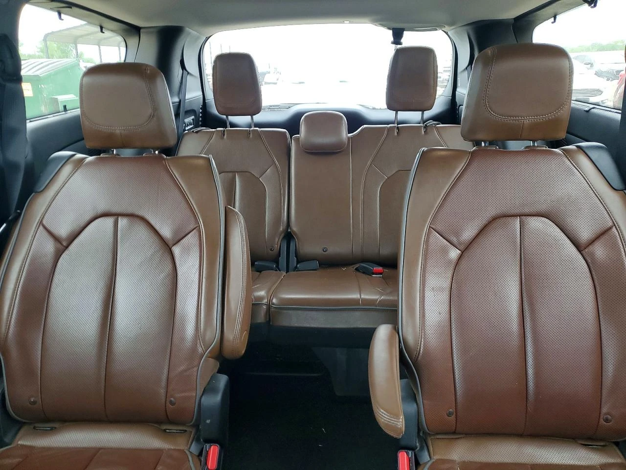 Chrysler Pacifica 3.6l Limited, снимка 10 - Автомобили и джипове - 54713387