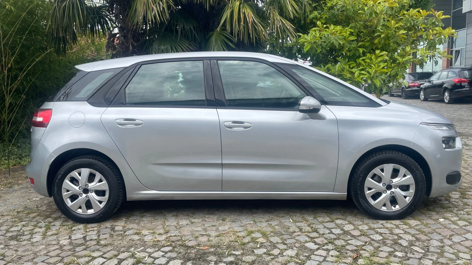 Citroen C4 Picasso 1.6 hdi Executive , снимка 14 - Автомобили и джипове - 54790637
