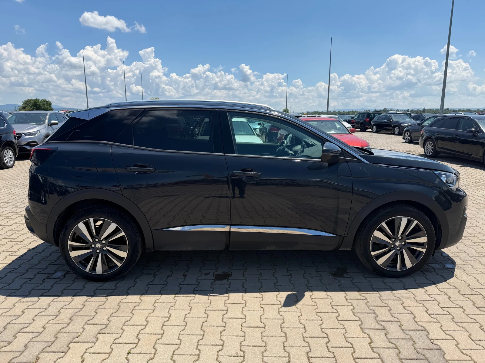 Peugeot 3008 1.2i Allure NAVI/KOJA/KAMERA EURO 6, снимка 5 - Автомобили и джипове - 54835895