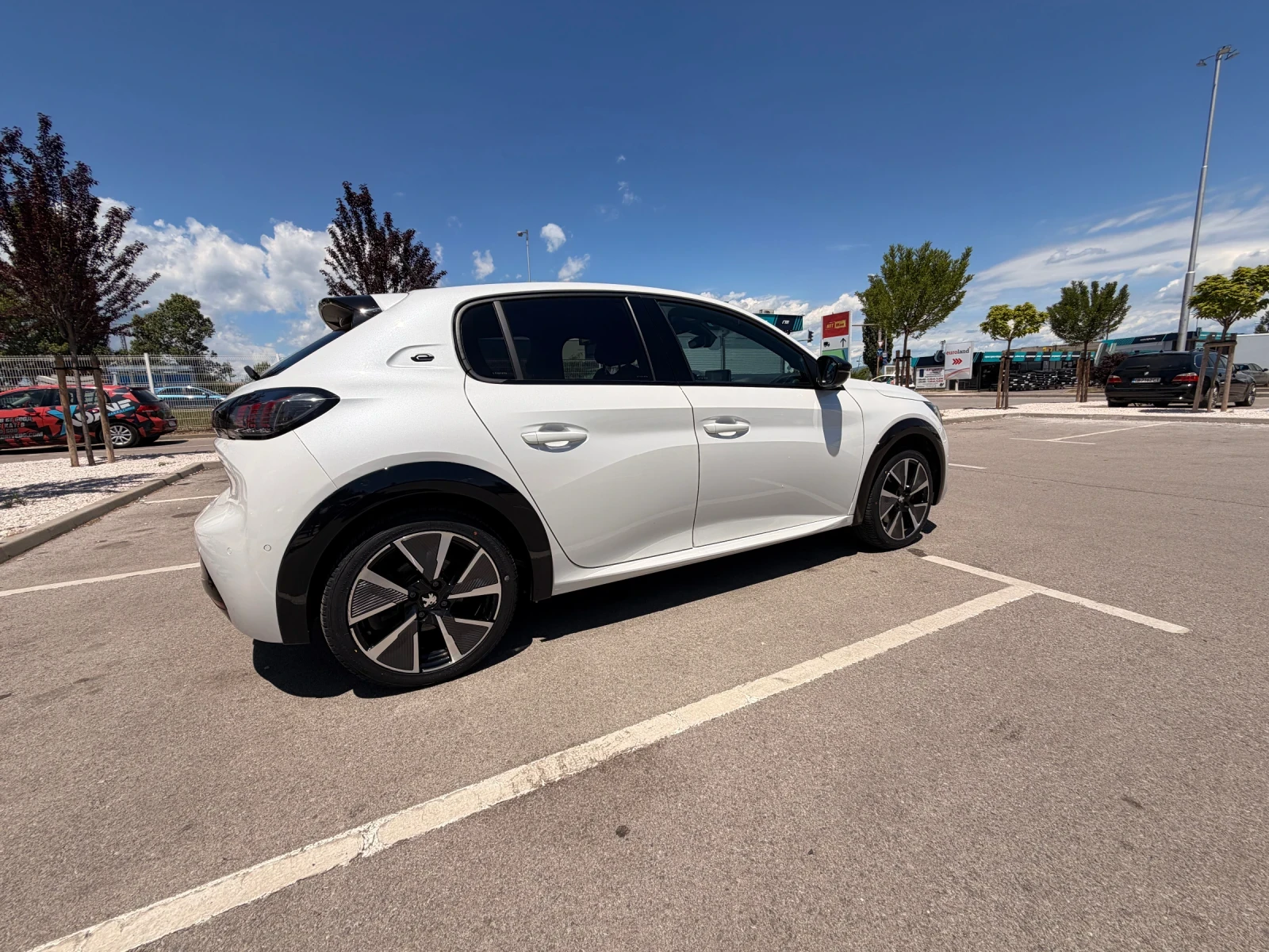 Peugeot 208 100kW GT Line 42000km, снимка 7 - Автомобили и джипове - 54913422