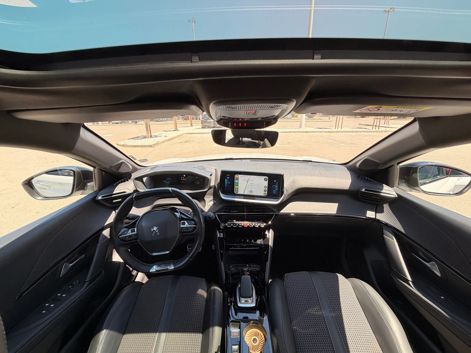 Peugeot 208 100kW GT Line 42000km, снимка 13 - Автомобили и джипове - 54913422