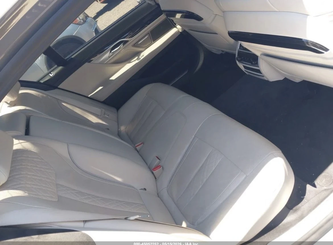 BMW 750 XDRIVE | Mobile.bg � ����������� 7