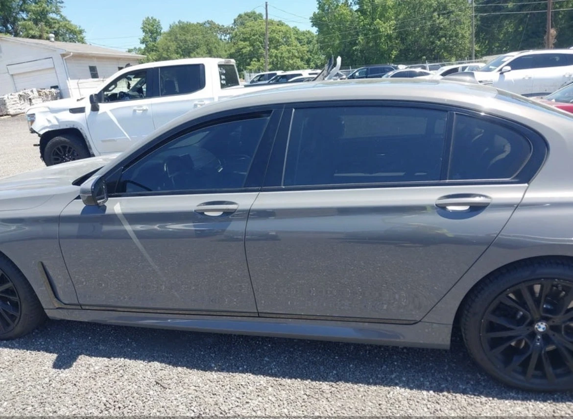 BMW 750 XDRIVE | Mobile.bg � ����������� 13
