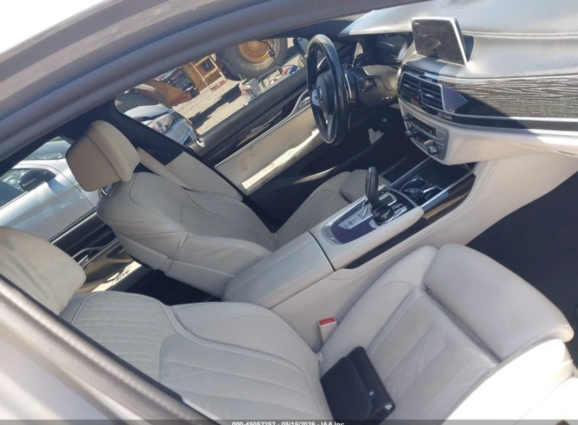 BMW 750 XDRIVE | Mobile.bg � ����������� 4