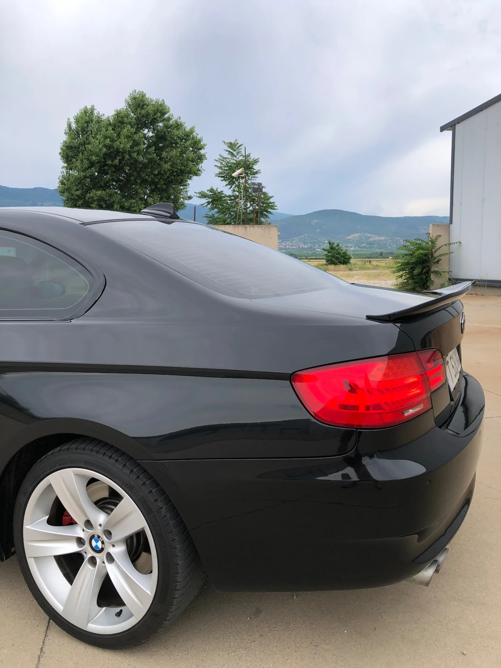 BMW 330, снимка 7 - Автомобили и джипове - 54947324