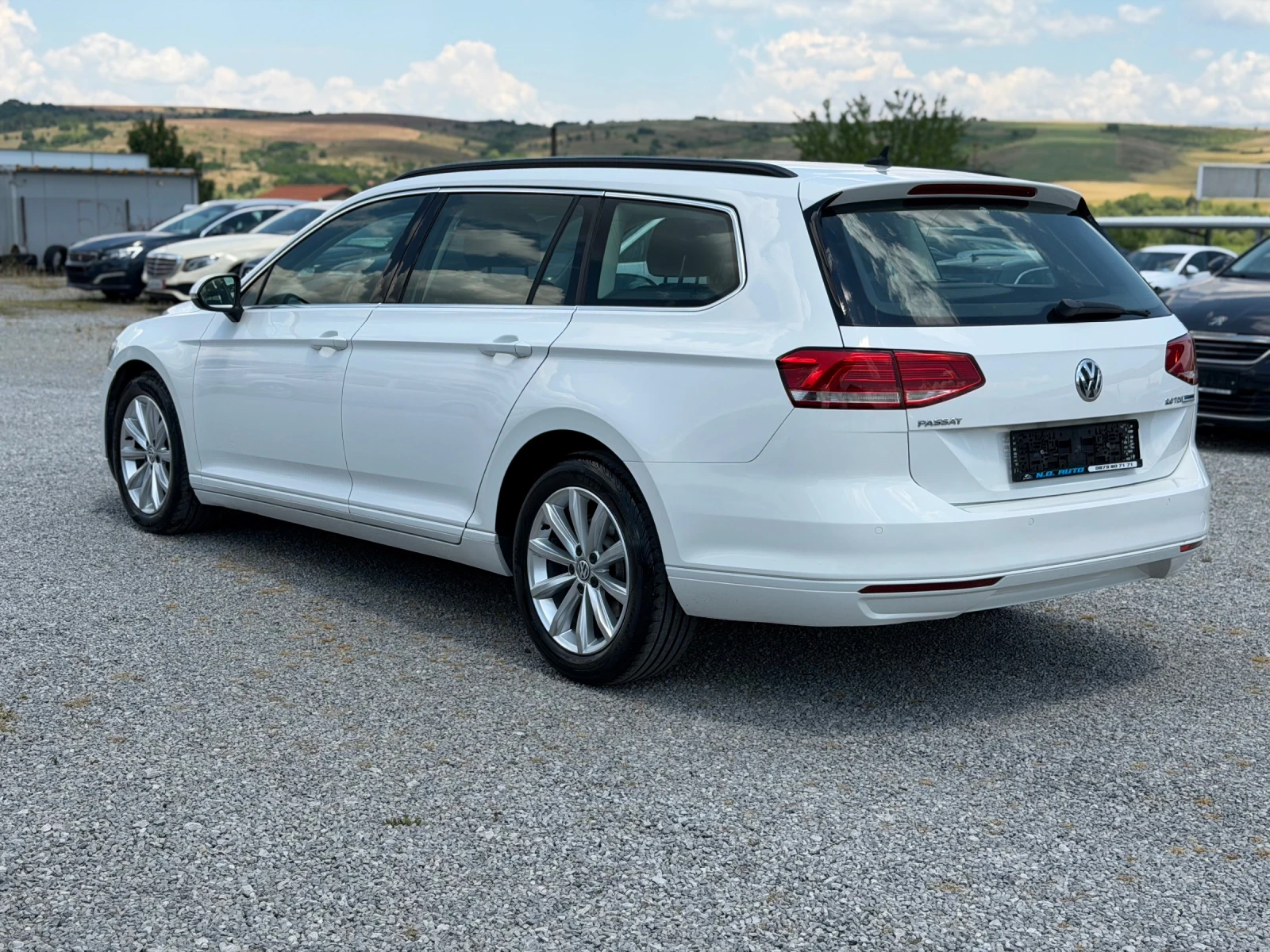 VW Passat 2.0TDI* DSG* DISTRONIC* NAVI* , снимка 6 - Автомобили и джипове - 55063242