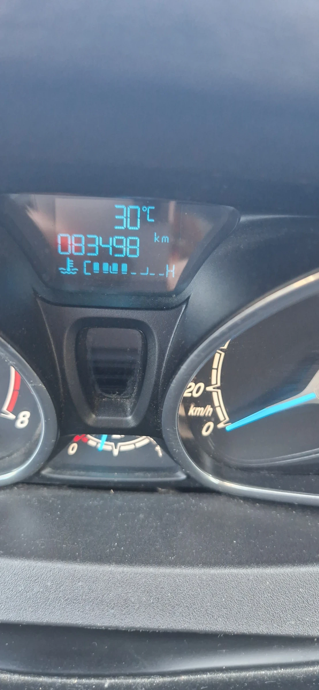 Ford Fiesta EcoBoost, снимка 4 - Автомобили и джипове - 55098240