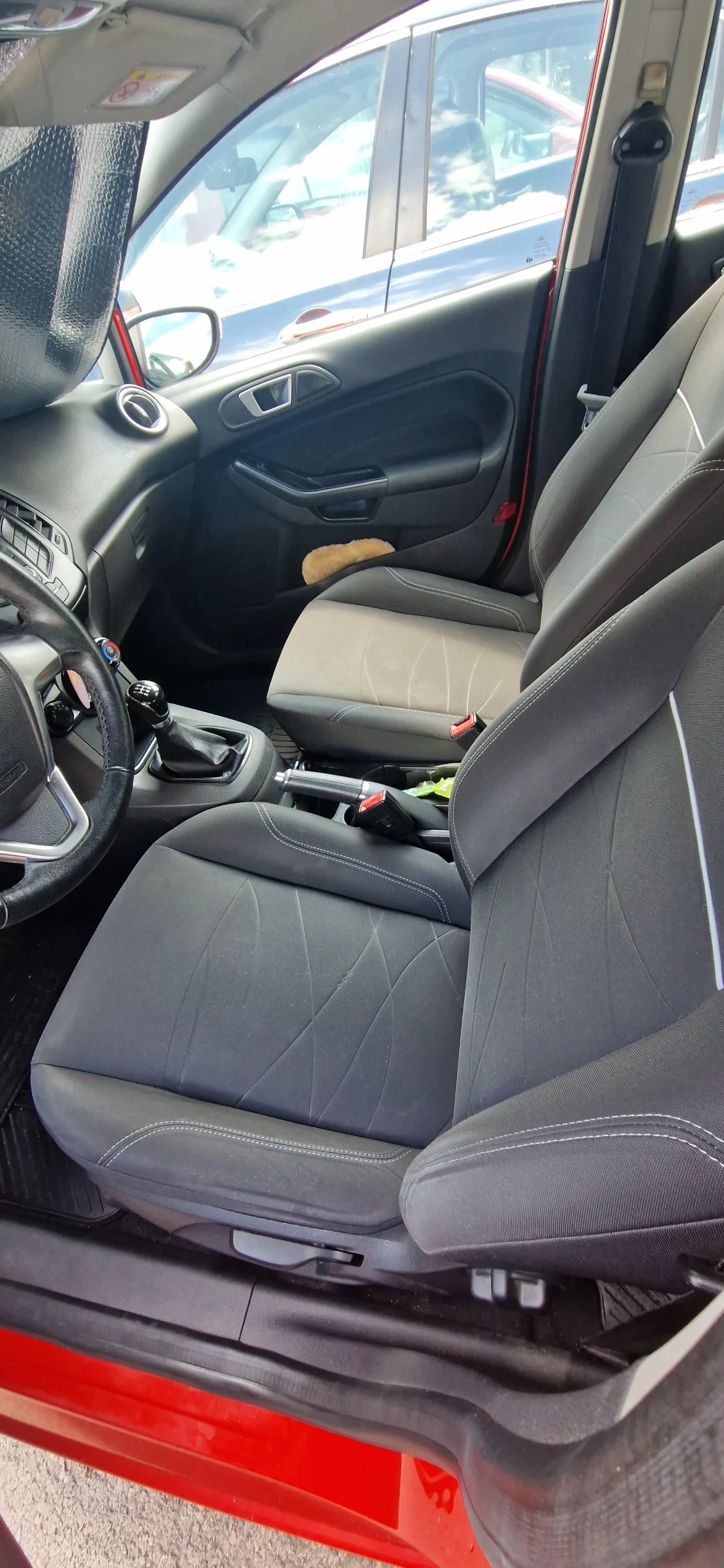 Ford Fiesta EcoBoost, снимка 9 - Автомобили и джипове - 55098240