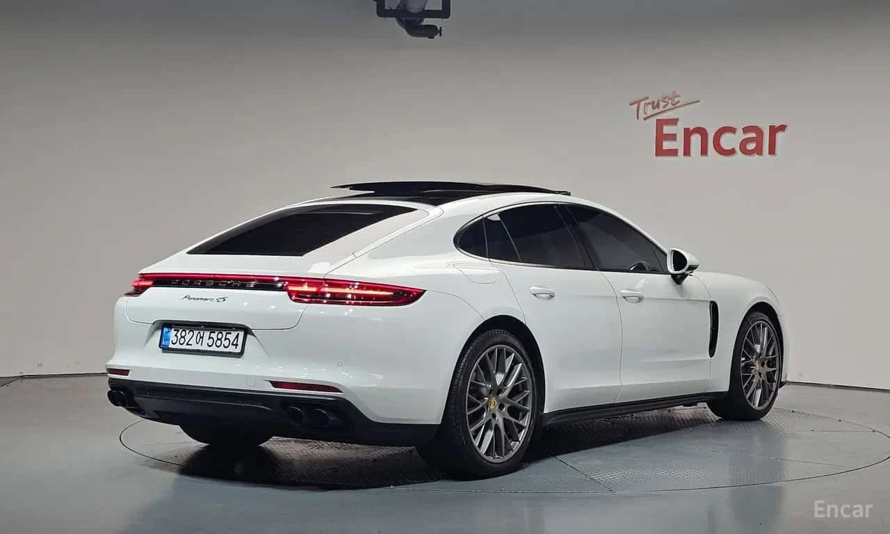 Porsche Panamera * 3.0 AWD * ЦЕНА ДО БГ, снимка 2 - Автомобили и джипове - 55606782