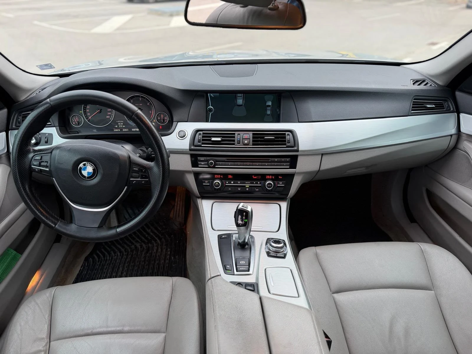 BMW 530, снимка 13 - Автомобили и джипове - 55769254