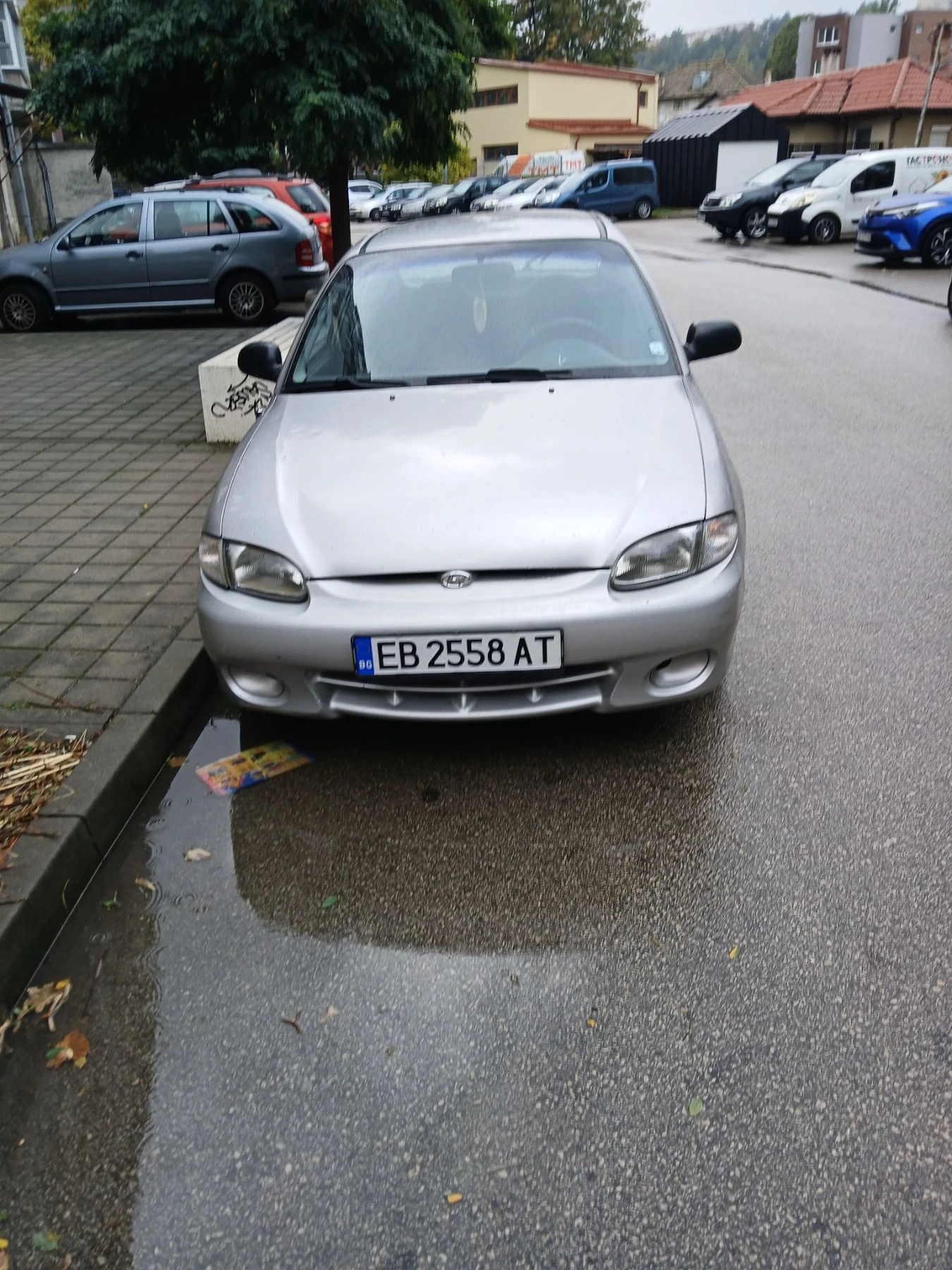 Hyundai Accent, снимка 6 - Автомобили и джипове - 56532259