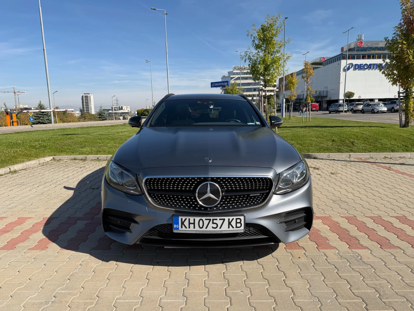 Mercedes-Benz E 53 AMG, снимка 2 - Автомобили и джипове - 56555143