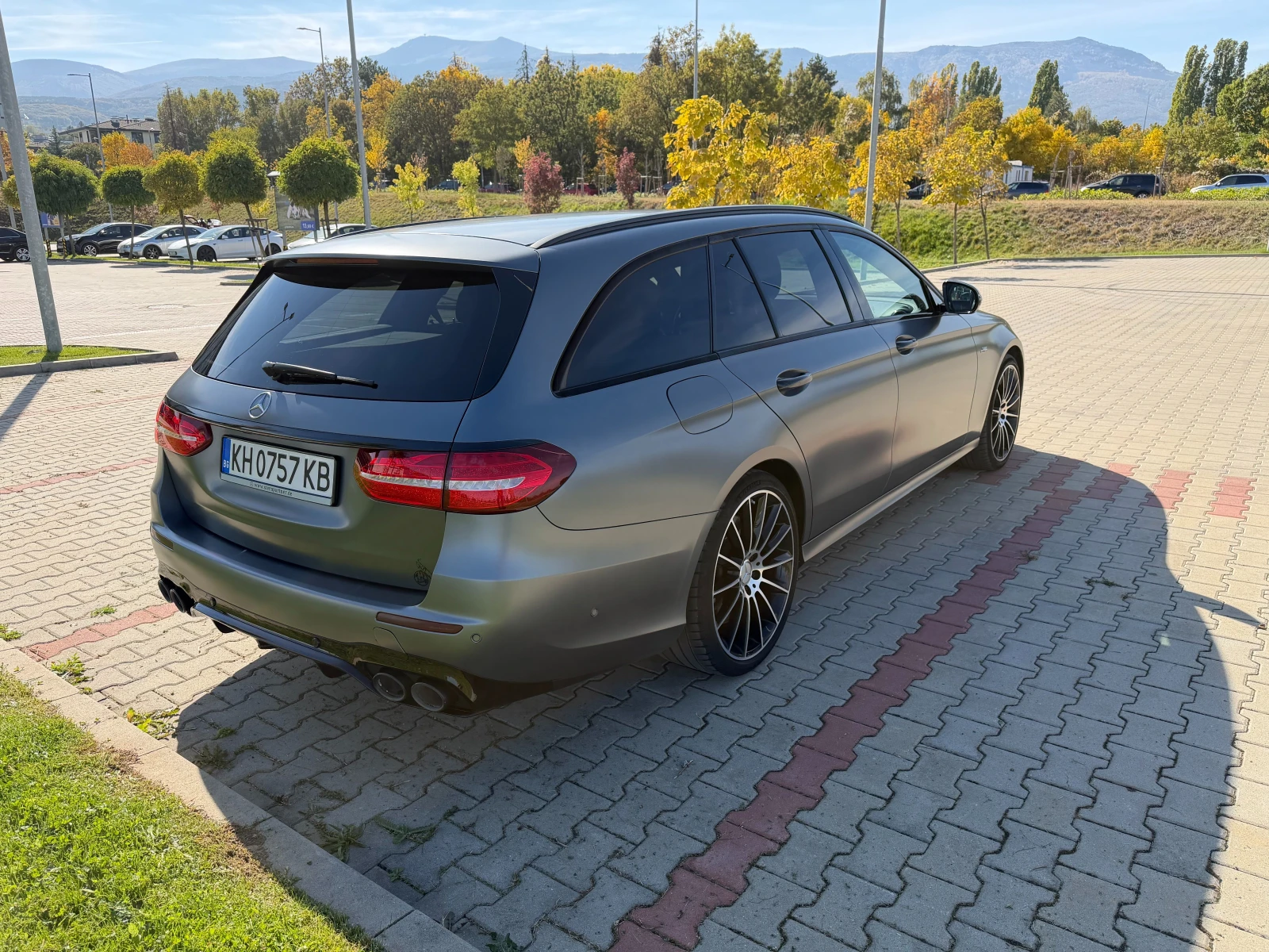 Mercedes-Benz E 53 AMG, снимка 4 - Автомобили и джипове - 56555143