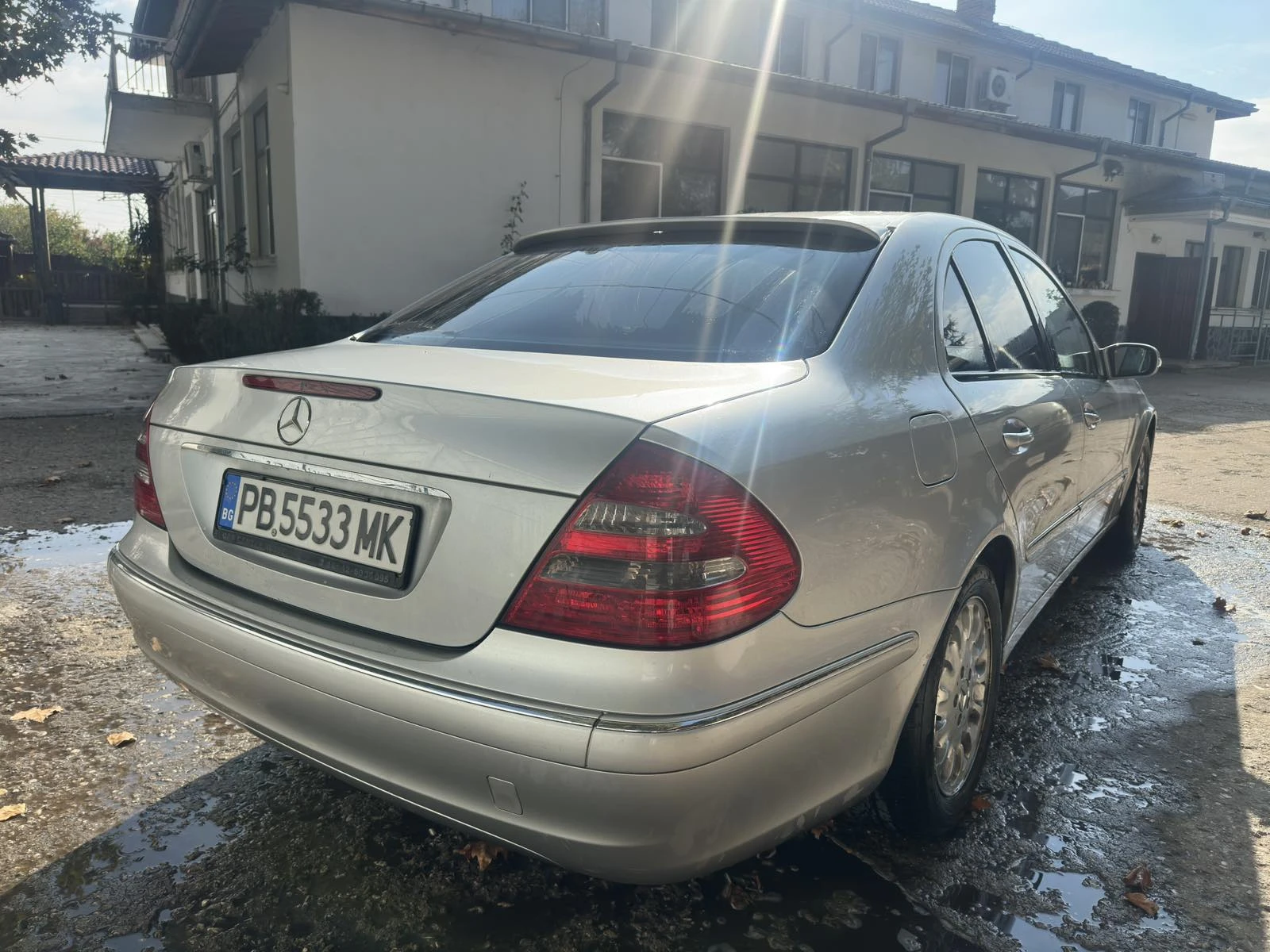 Mercedes-Benz E 270, снимка 4 - Автомобили и джипове - 56651980
