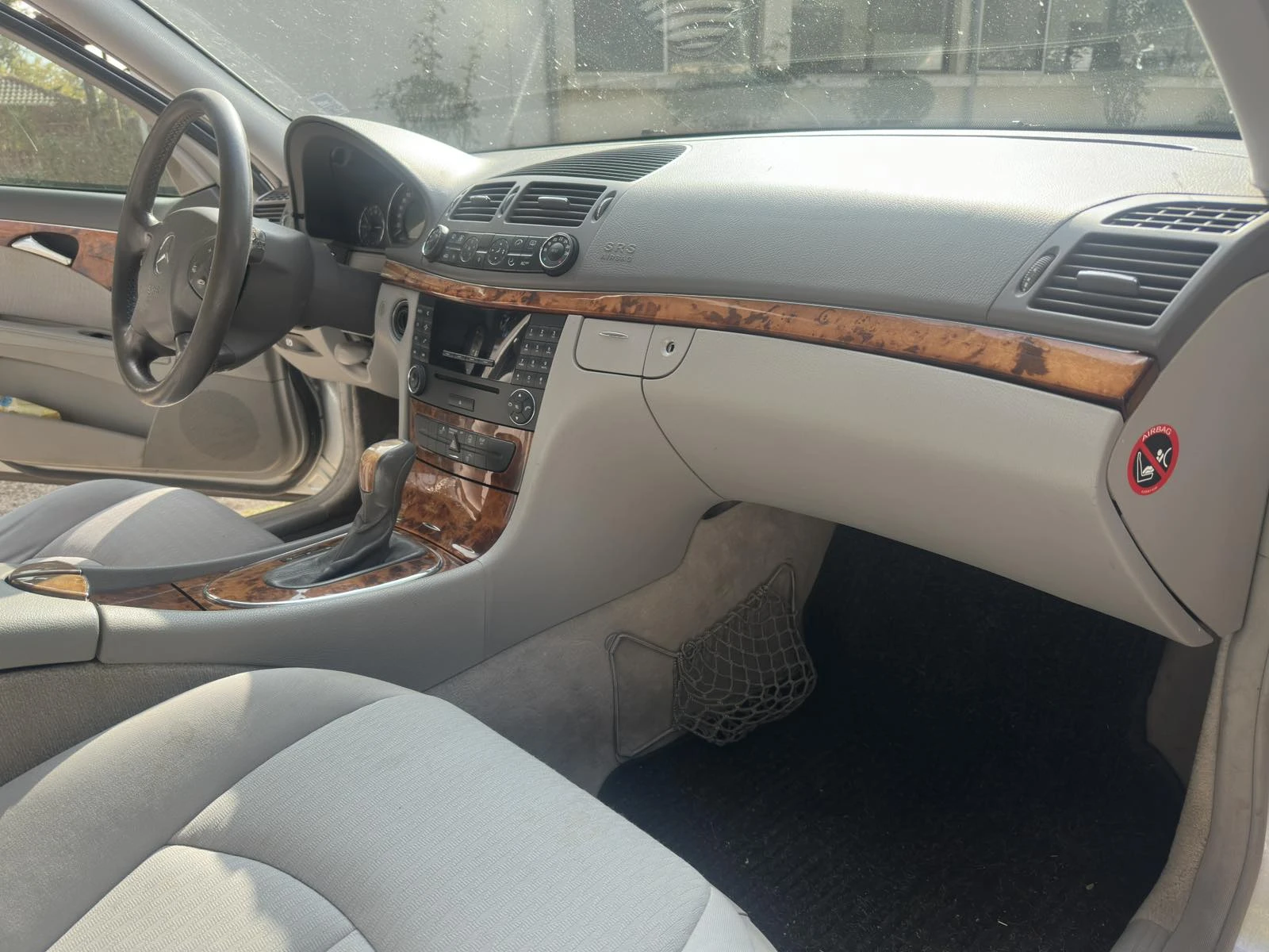 Mercedes-Benz E 270, снимка 13 - Автомобили и джипове - 56651980
