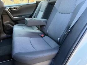 Toyota Rav4  2.5 HYBRID 222hp AWD  ГАРАНЦИЯ!!! , снимка 9