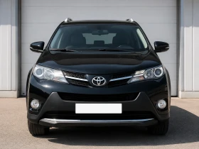 Toyota Rav4 2.2 D-4D 4x4 Executive Automatic на 110 000 км, снимка 2