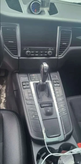 Porsche Macan  S / АЛКАНТАРА / АВТОФИНАНСИРАНЕ  | Auto.bg — изображение 16