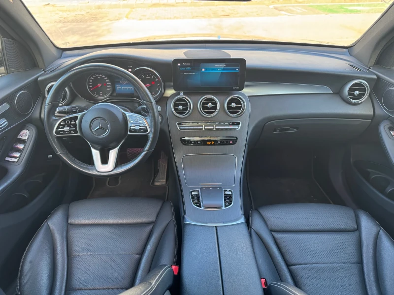 Mercedes-Benz GLC 300 AMG / 9G-tronic / FULL / 94  хил км /, снимка 12 - Автомобили и джипове - 52643928
