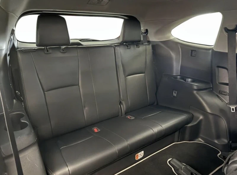 Toyota Highlander 2.5* HYBRID* EXECUTIVE* AWD-I* E-CVT* ГАРАНЦИЯ, снимка 12 - Автомобили и джипове - 52676333