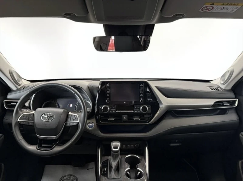 Toyota Highlander 2.5* HYBRID* EXECUTIVE* AWD-I* E-CVT* ГАРАНЦИЯ, снимка 13 - Автомобили и джипове - 52676333