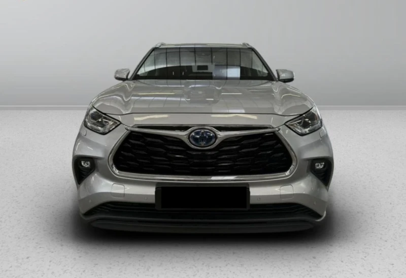 Toyota Highlander 2.5* HYBRID* EXECUTIVE* AWD-I* E-CVT* ГАРАНЦИЯ, снимка 2 - Автомобили и джипове - 52676333