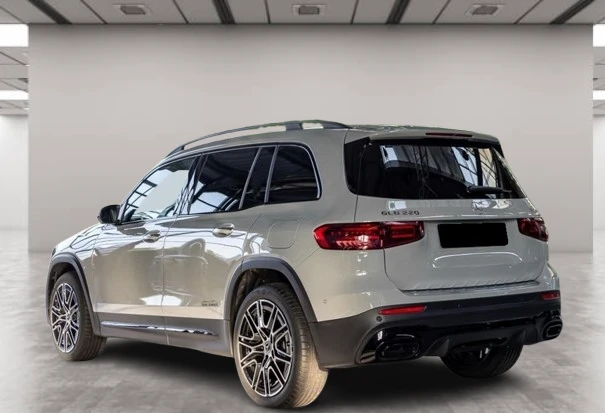 Mercedes-Benz GLB 220d 4Matic = AMG Line = Special Edition Гаранция, снимка 3 - Автомобили и джипове - 53617917