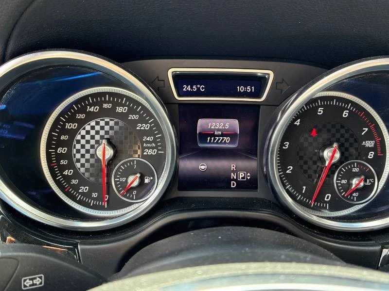 Mercedes-Benz GLE 500 * 4MATIC * ДИСТРОНИК * 2 КЛЮЧА * 360, снимка 10 - Автомобили и джипове - 55011859
