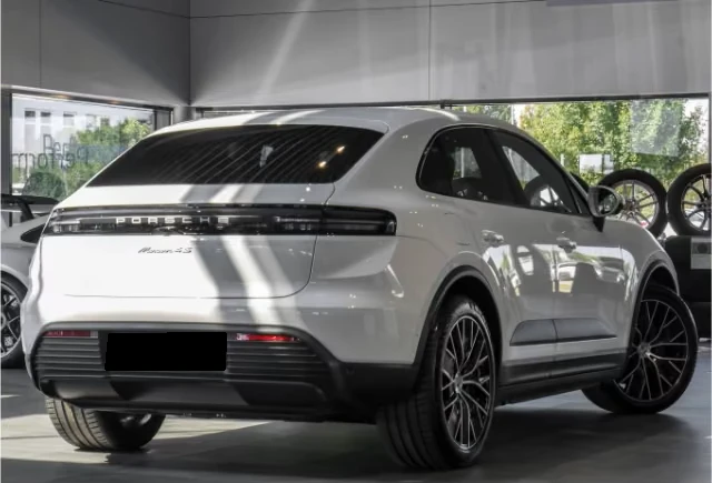 Porsche Macan 4S* DISTR* BOSE* 360CAM* MEMORY* LED* , снимка 4 - Автомобили и джипове - 55664087