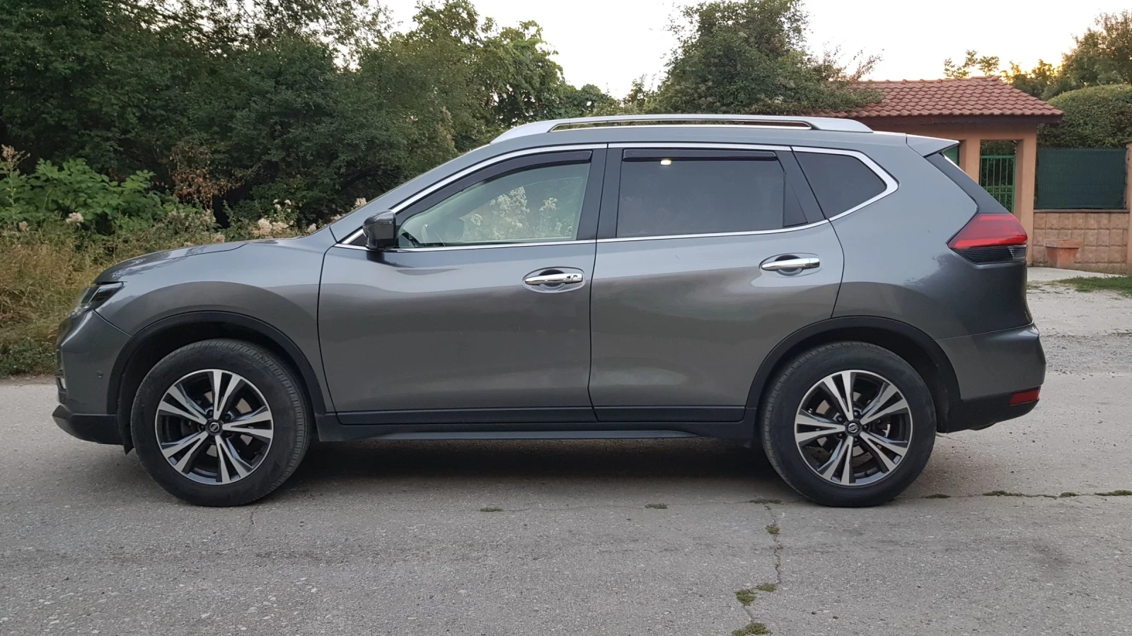 Nissan X-trail Key less / panorama / navi / 360 camera, снимка 7 - Автомобили и джипове - 53438827
