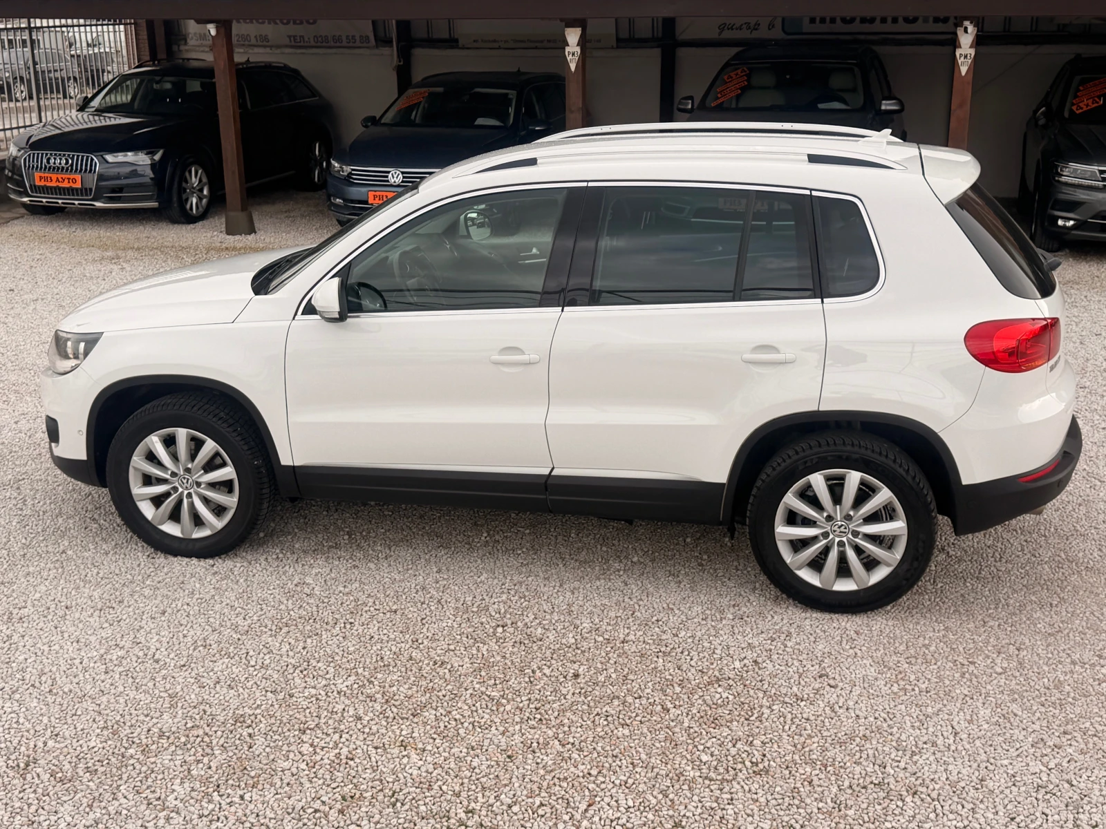 VW Tiguan 2.0TDI* NAVI* 6SK* 140KS* LIZING | Mobile.bg � ����������� 12