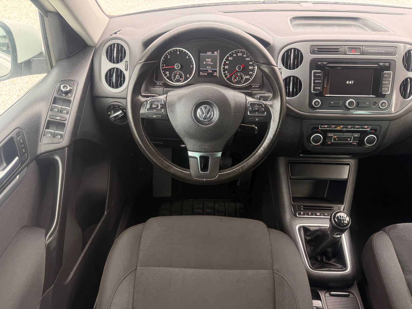 VW Tiguan 2.0TDI* NAVI* 6SK* 140KS* LIZING | Mobile.bg � ����������� 3