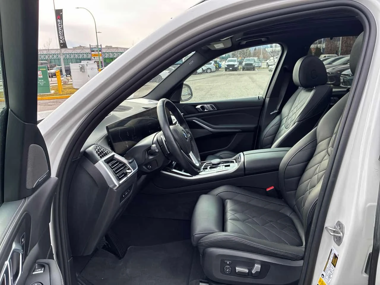 BMW X5 * xDrive40i * ГЛАВНО ПРЕДСТАВИТЕЛСТВО* , снимка 7 - Автомобили и джипове - 54244204