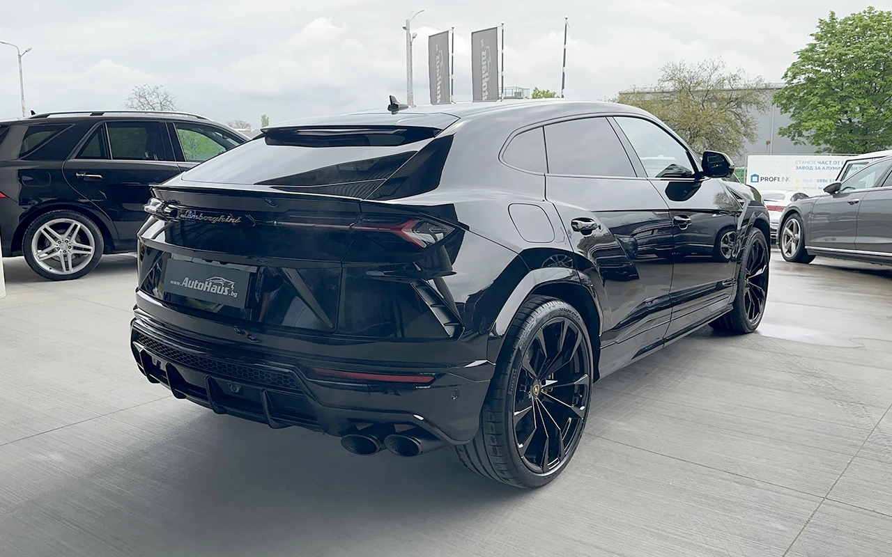 Lamborghini Urus, снимка 4 - Автомобили и джипове - 54281035