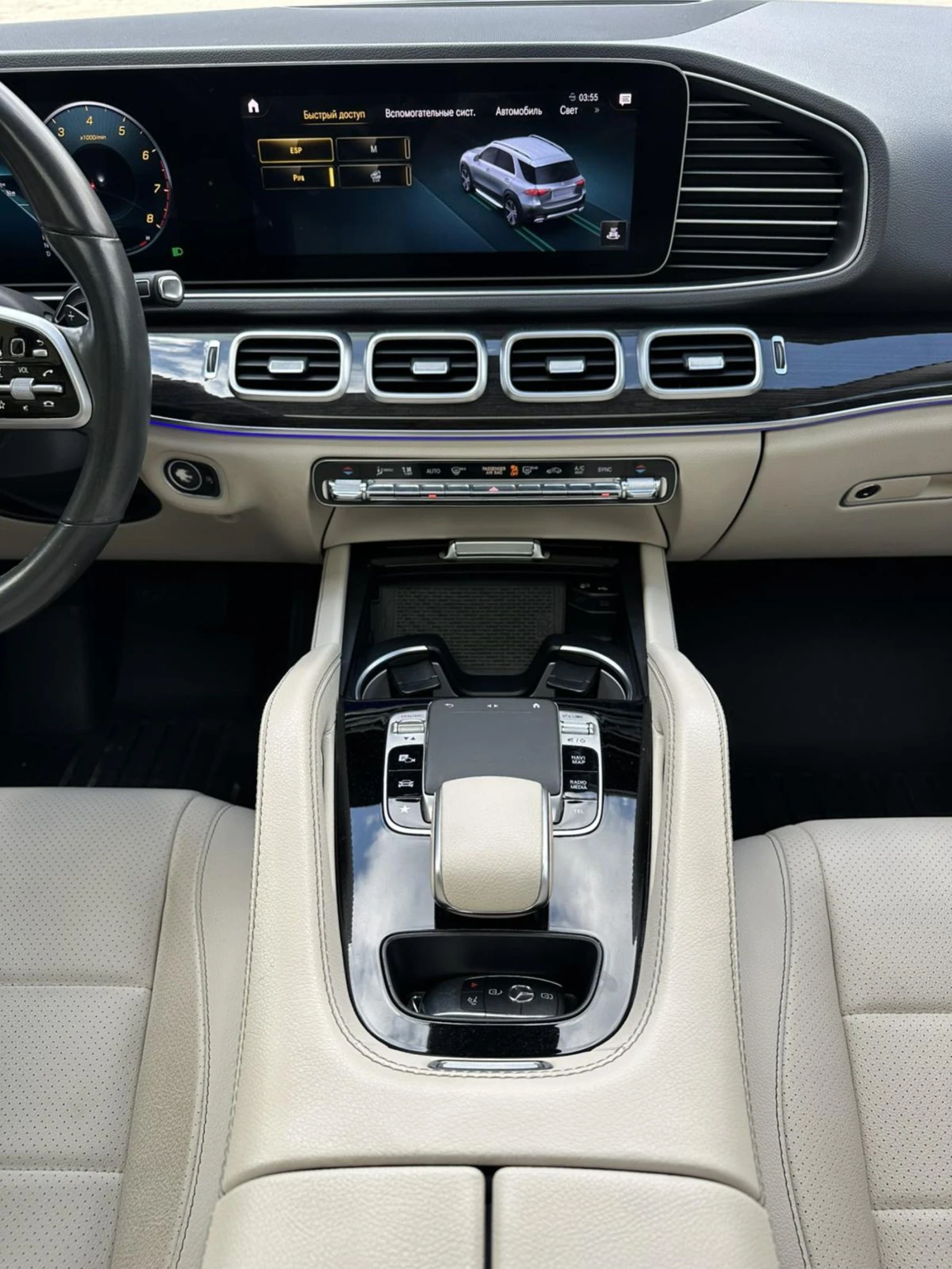 Mercedes-Benz GLE 350 4MATIC/AMG/Burmester/Hud/360Cam/Pano , снимка 15 - Автомобили и джипове - 54419020