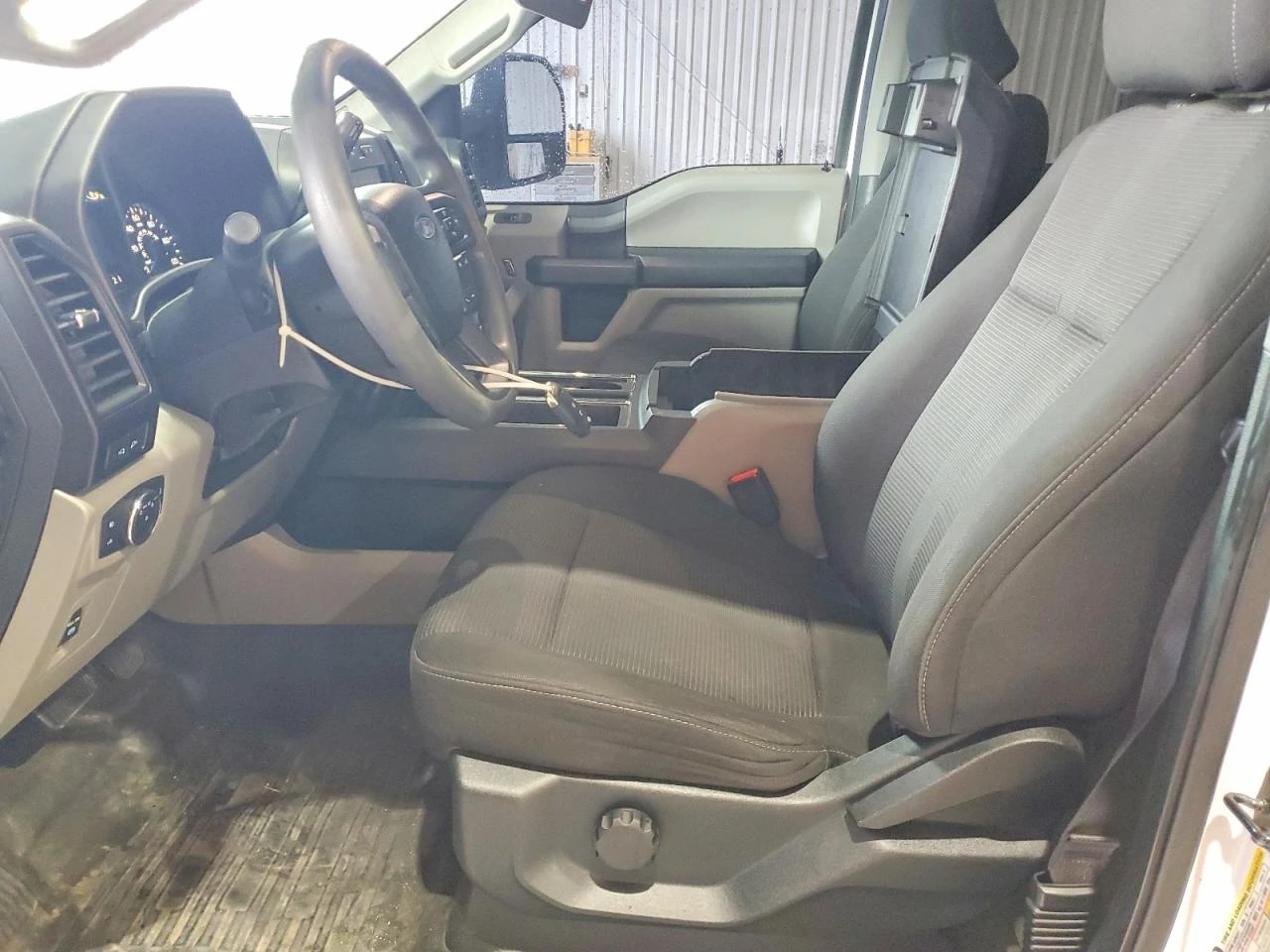 Ford F150 2.7l Supercrew, снимка 7 - Автомобили и джипове - 54742934
