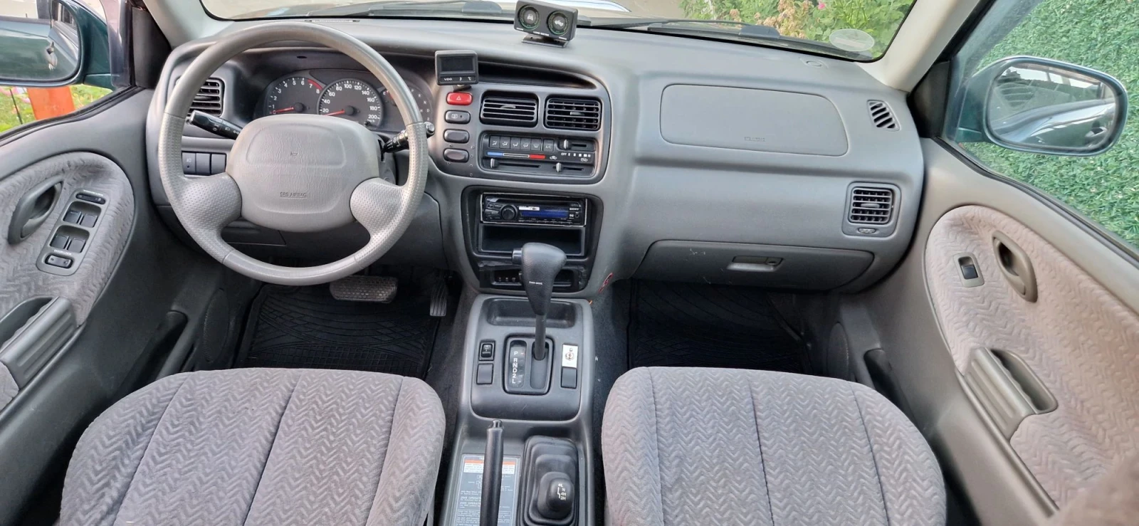 Suzuki Grand vitara 2.5 V6 144ps, снимка 11 - Автомобили и джипове - 55986393