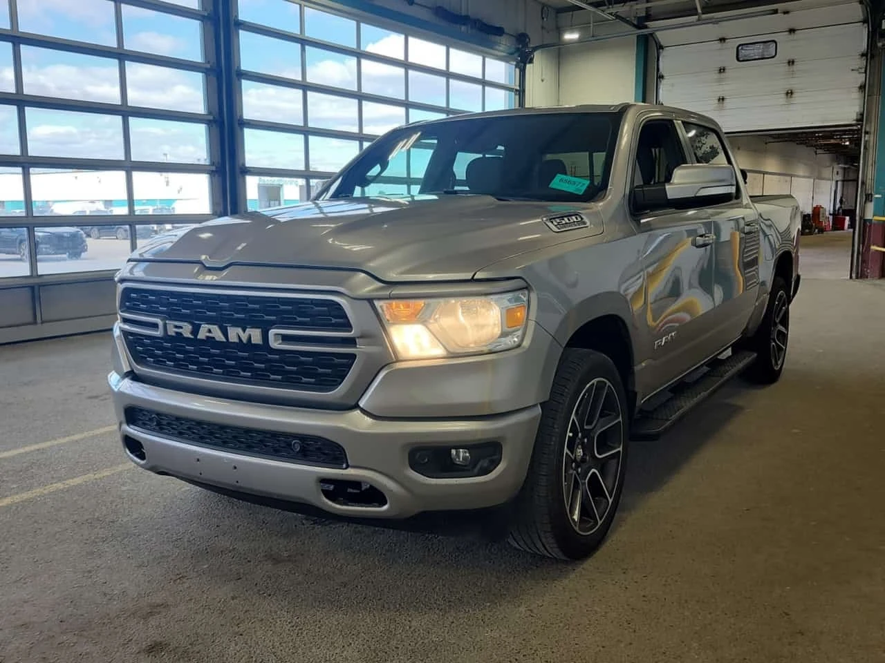Dodge RAM 1500 * 4x4 Crew Cab 5'7" Box Big Horn Crew Cab 