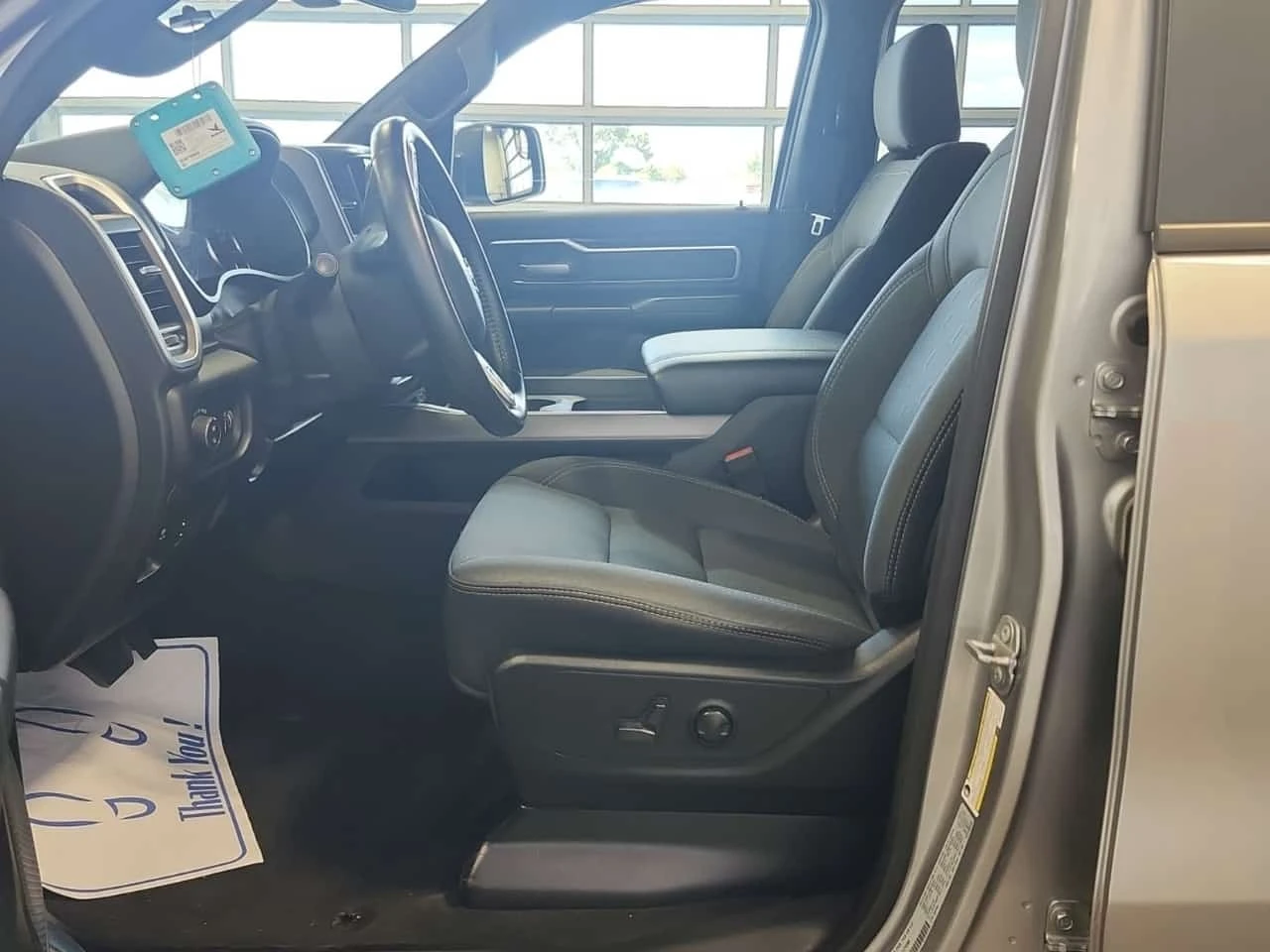 Dodge RAM 1500 * 4x4 Crew Cab 5'7" Box Big Horn Crew Cab , снимка 3 - Автомобили и джипове - 56170218