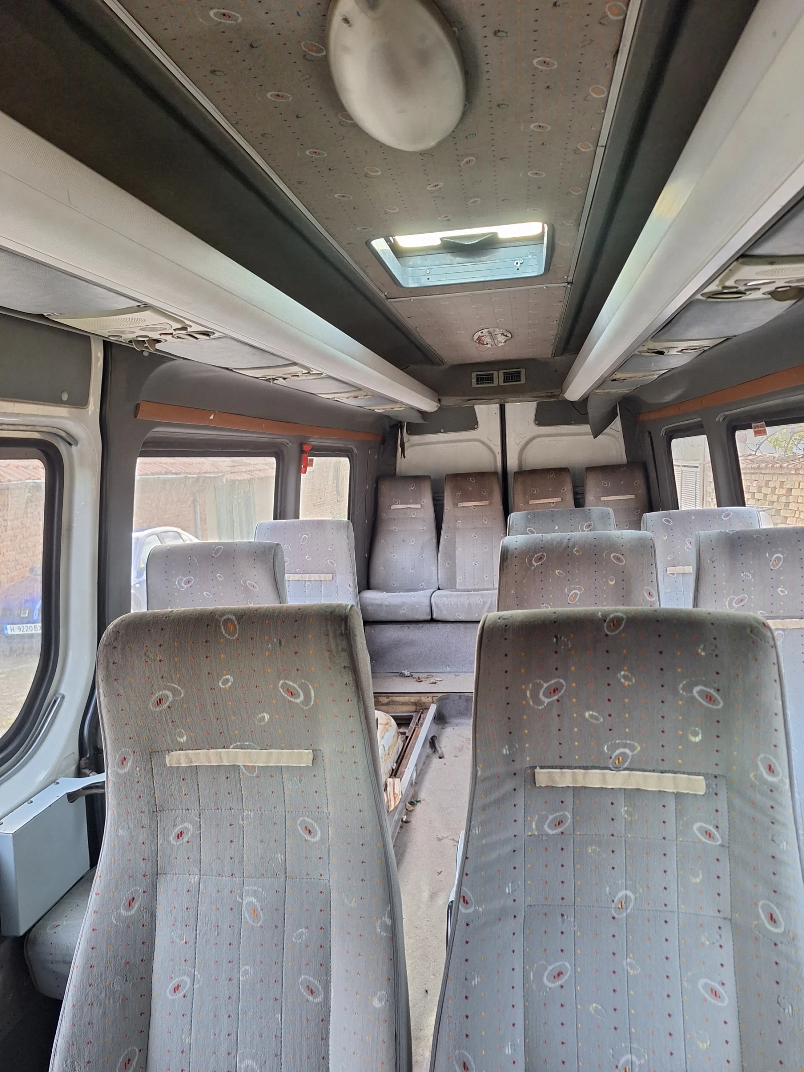 Mercedes-Benz Sprinter 515, снимка 10 - Бусове и автобуси - 56729925