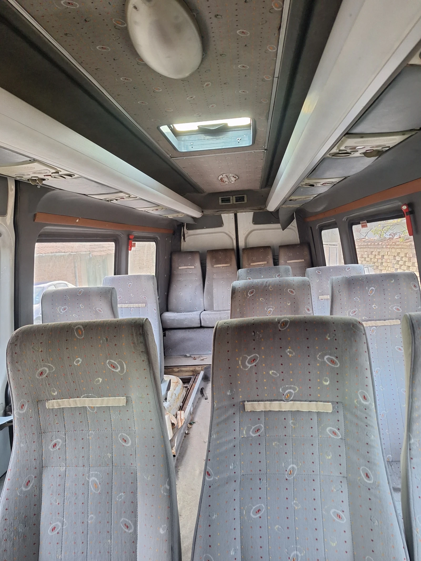 Mercedes-Benz Sprinter 515, снимка 11 - Бусове и автобуси - 56729925