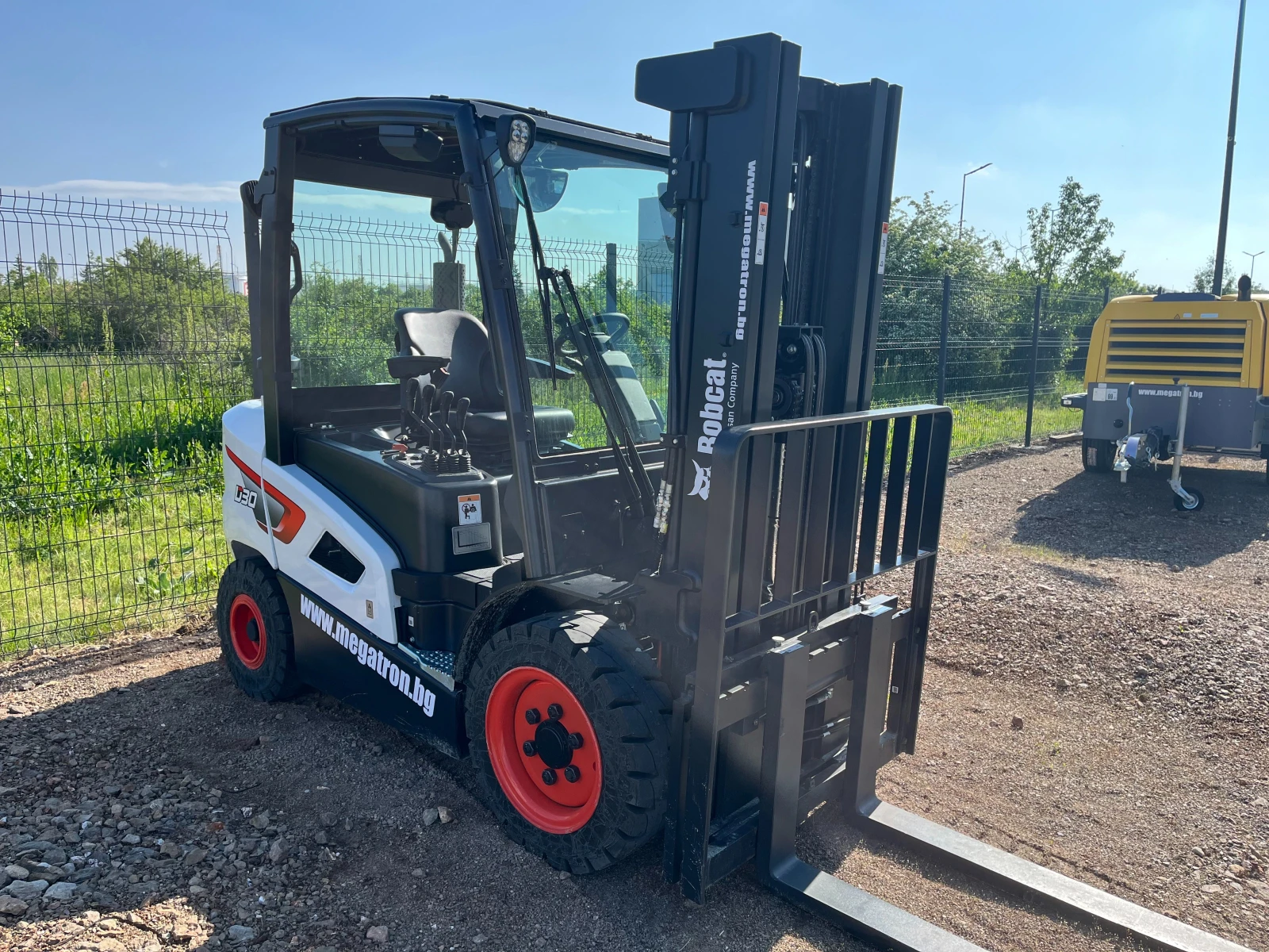 ������� Bobcat D30S-9 | Mobile.bg � ����������� 1