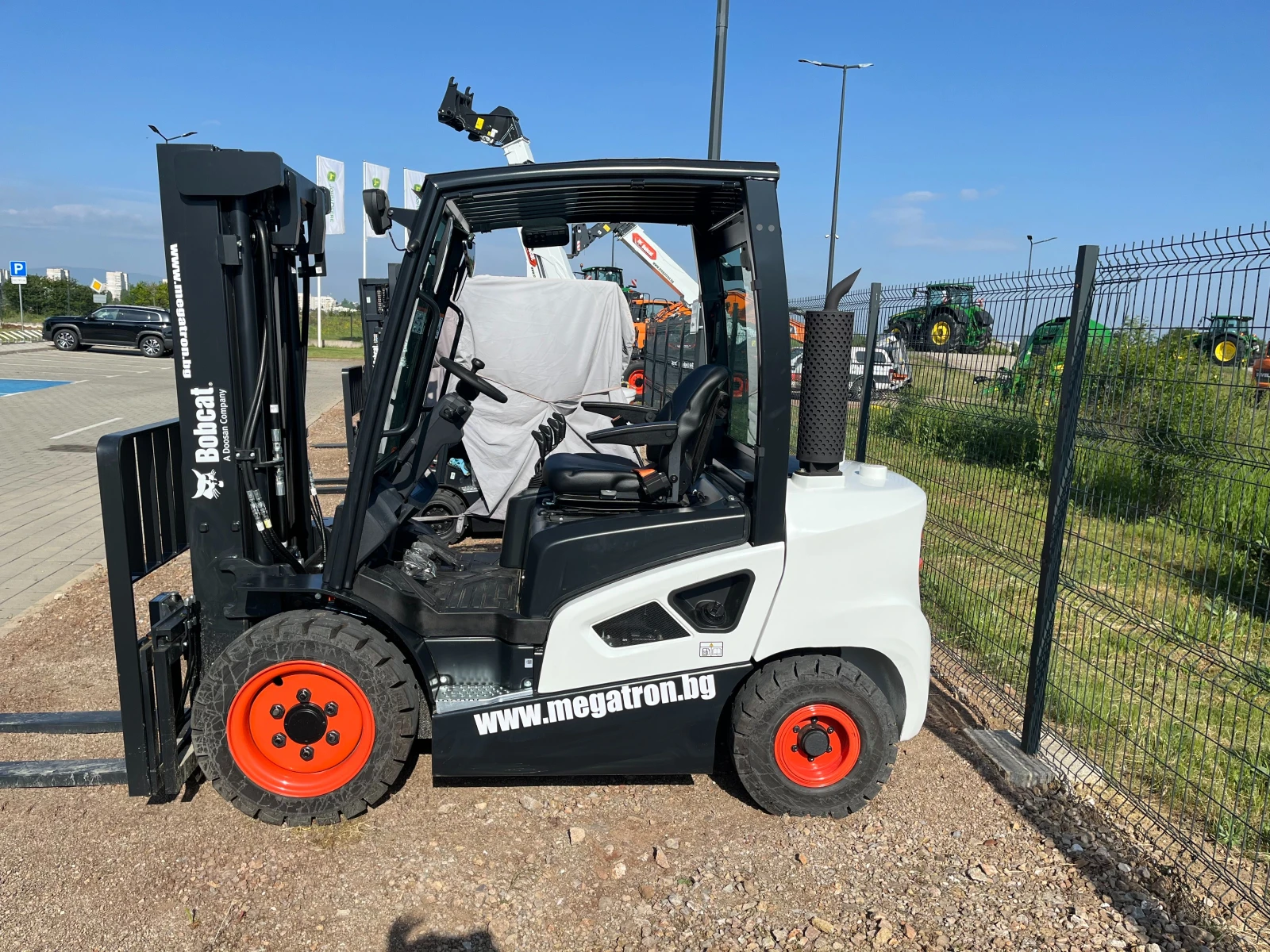 ������� Bobcat D30S-9 | Mobile.bg � ����������� 4