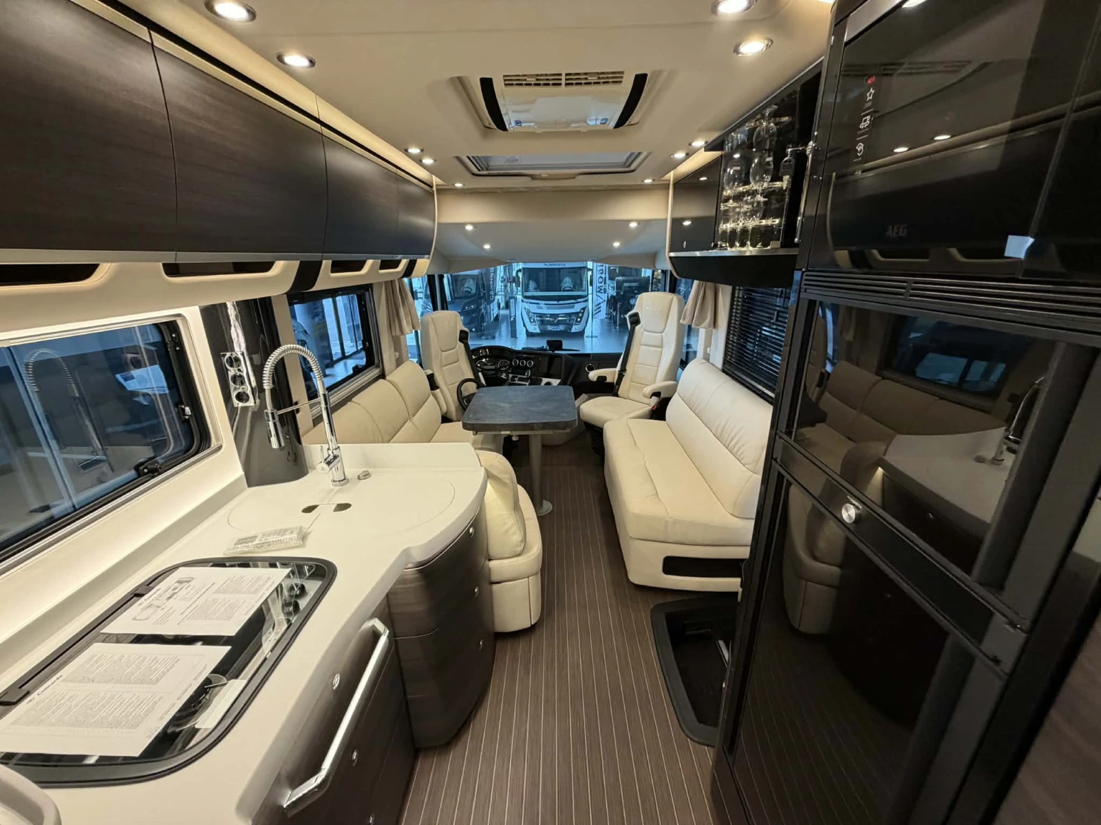 ������ Concorde Charisma 910MI 3.0 207�.�. Iveco Centurion style | Mobile.bg � ����������� 8